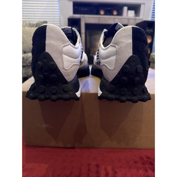 AUTHENTIC New Balance 327 Mens Shoes Size 13 White/Black MS327BW1 EXCELLENT - Picture 6 of 9